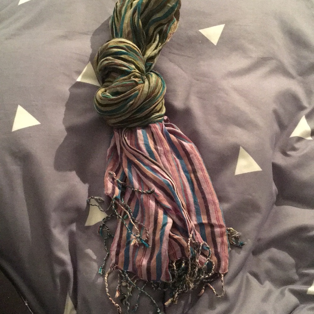 Striped scarf